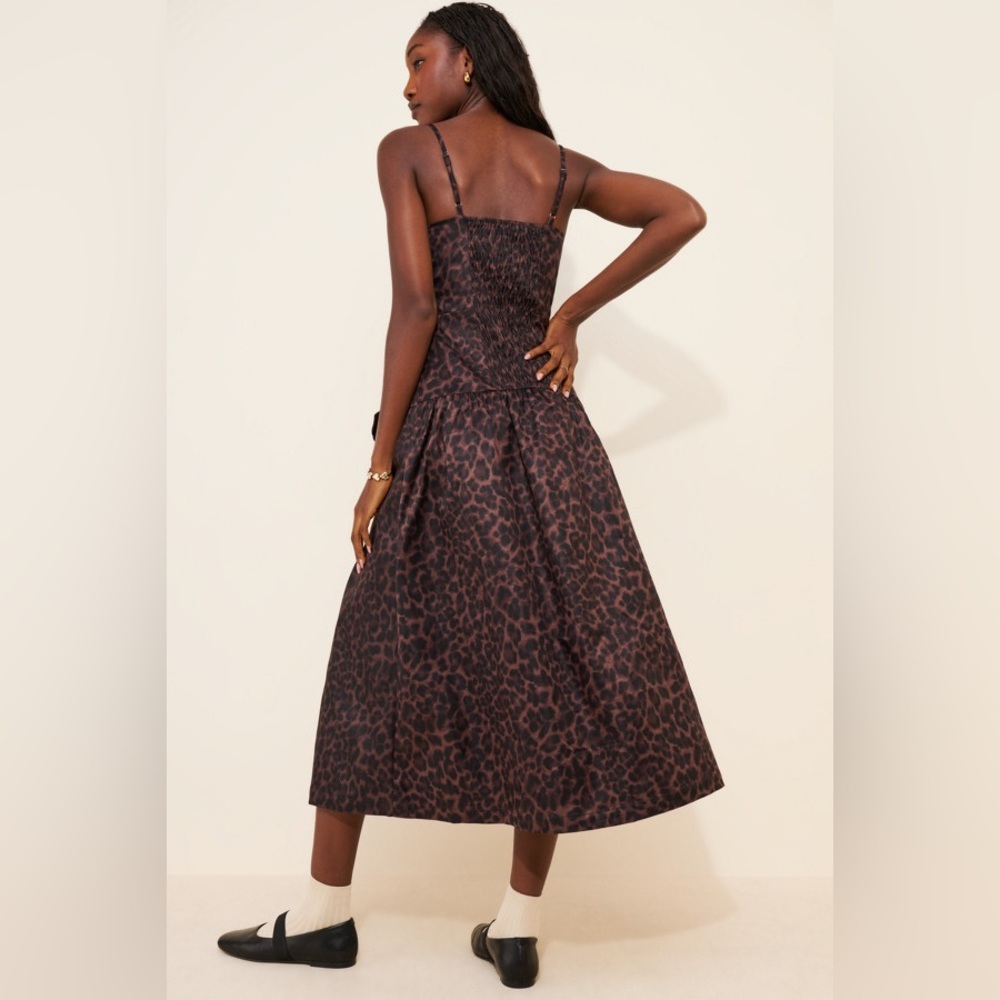 Moon River Leopard Drop Waist Midi Dress in Brown Size S NWT - Picture 4 of 8